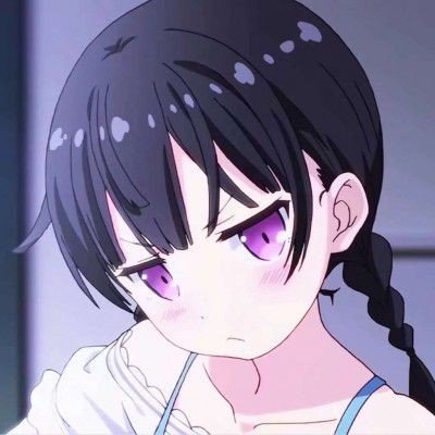 游乐园蹦床中间撕裂